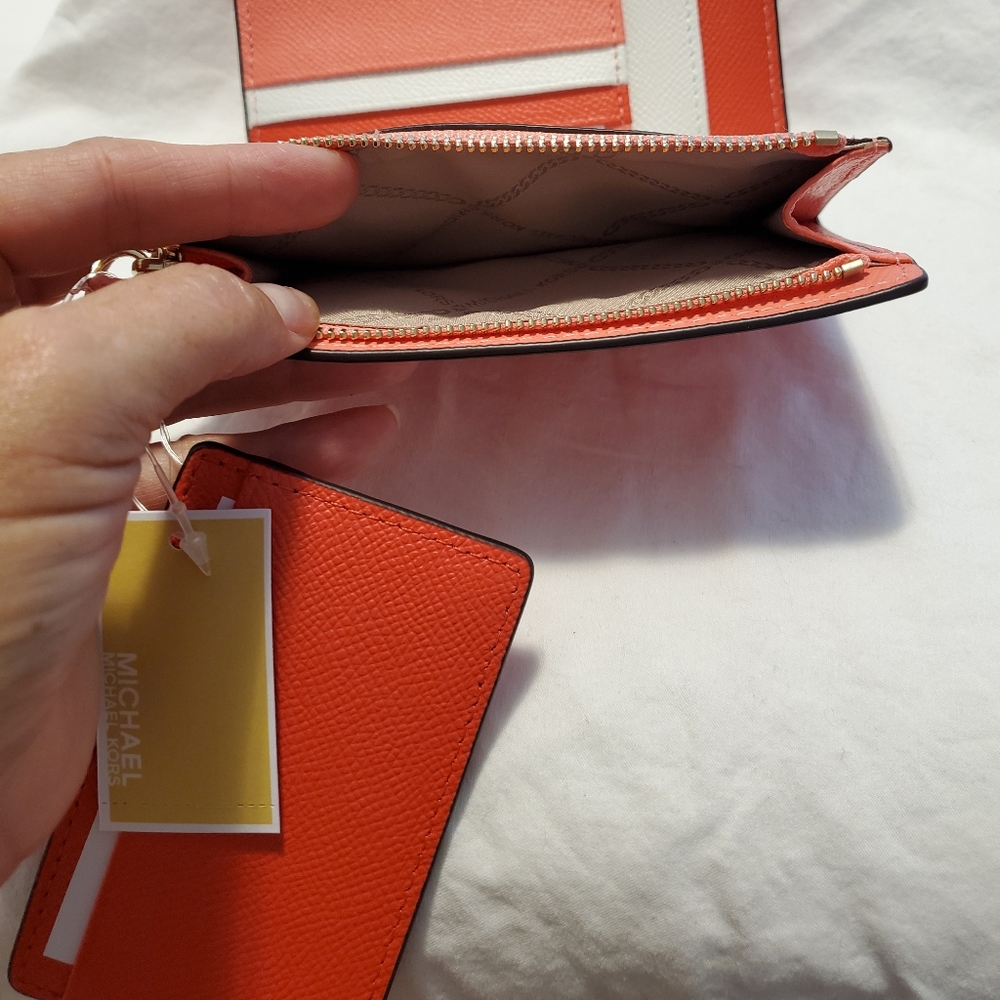 Michael Kors Wallet - Picture 5 of 5